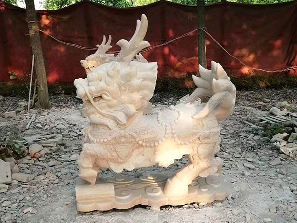石雕麒麟