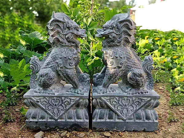 石雕麒麟