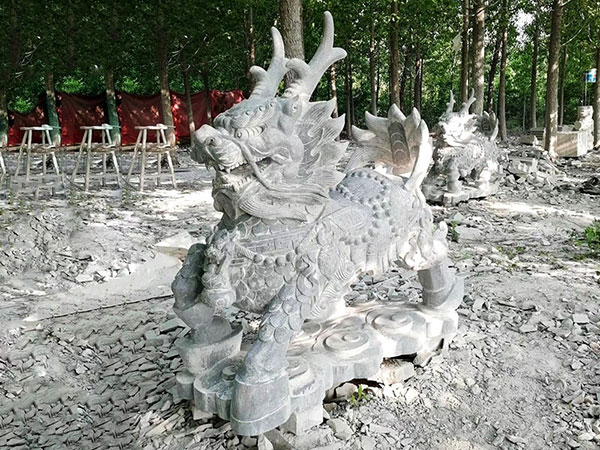 石雕麒麟